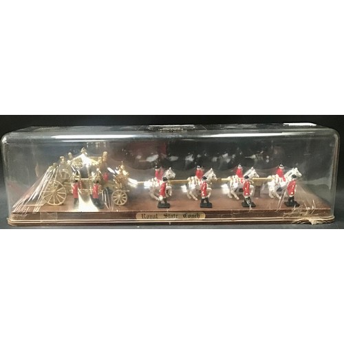 439 - 1977 state Jubilee Royal State Coach with footmen unopened