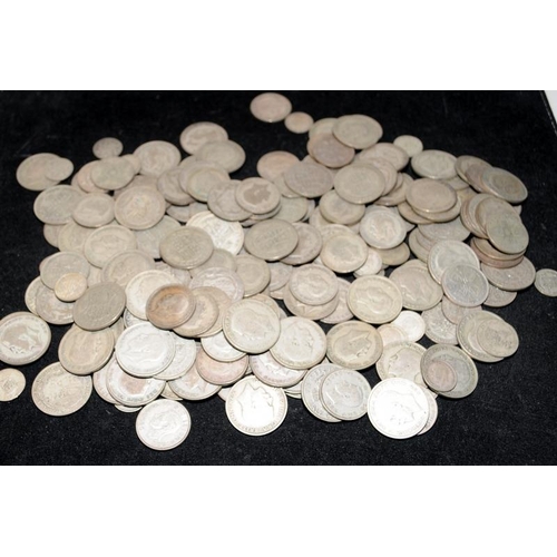 300 - Large collection of mostly 1919-1946 half silver GB coins. Approx 2.2kg total weight.