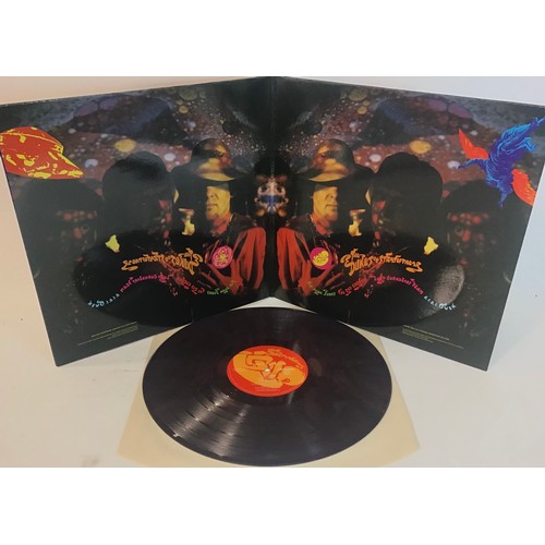 115 - THE DUKES OF STRATOSPHEAR’ VINYL LP ‘ PSONIC PSUNSPOT’. This is a splatter colour vinyl original rel... 