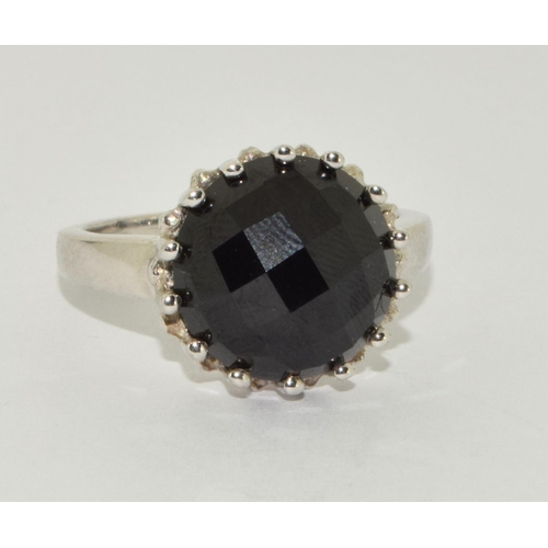 274 - A 925 silver TGGC onyx ring Size S