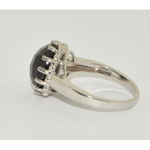 274 - A 925 silver TGGC onyx ring Size S