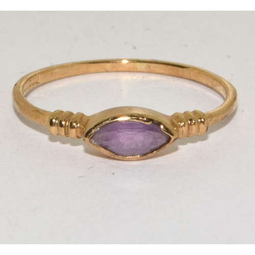 520 - 9ct Gold Amethyst Ring. Size L