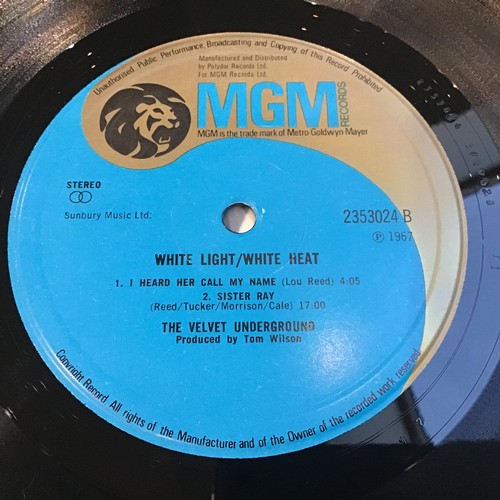 140 - THE VELVET UNDERGROUND VINYL LP ‘WHITE LIGHT / WHITE HEAT’. Found here on MGM 2353 024 from 1971 and... 