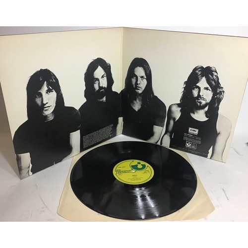 98 - PINK FLOYD VINYL LP RECORDS X 2. Here We have a copy of ‘Meddle’ on Harvest SHVL 795 from 1971. The ... 