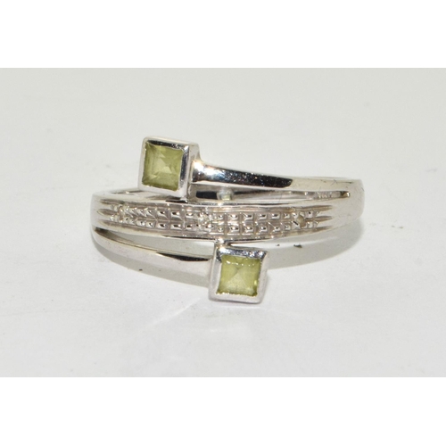 286 - 9ct white gold Diamond and Peridot designer sweep ring  size M