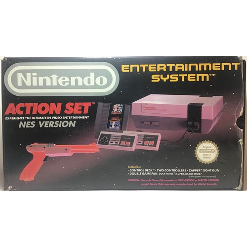 445 - NINTENDO ENTERTAINMENT SYSTEM. This Home console System Action set is a Nes Version complete with Co... 