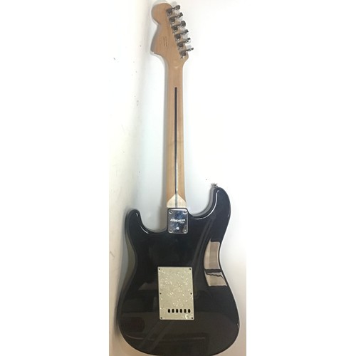 454 - FENDER STARCASTER ELECTRIC GUITAR. Here we find a fantastic conditioned 6 string electric guitar mad... 