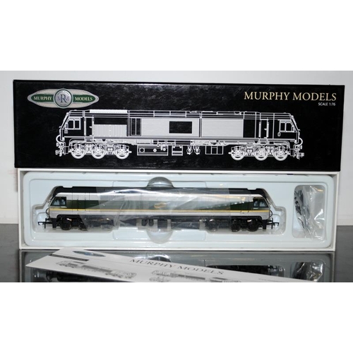 1030 - OO Gauge Murphy Models IE Diesel locomotive 8208 ref:MM8208. Boxed