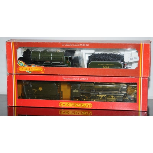 1039 - OO Gauge Hornby R322 BR 2-8-0 Loco Class 8F c/w Hornby R683 SR4-4-0 Schools Class V Repton. Both box... 