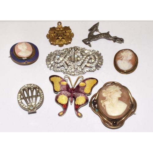 314 - Mixed antique jewellery and collectables.