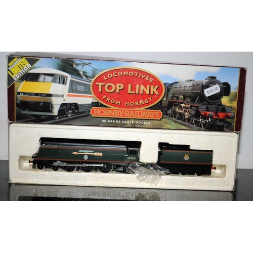 1072 - OO Gauge Hornby R646 Battle of Britain Class 501 Squadron Locomotive. Boxed.