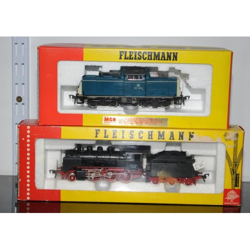 1102 - HO Gauge Fleischmann 4140 DB Steam Locomotive boxed c/w 4231 Class BR 212 Locomotive (wrong box)