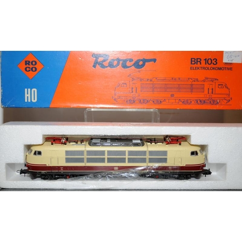 1154 - HO Gauge Roco Electric Locomotive BR103 ref:04146A. Boxed