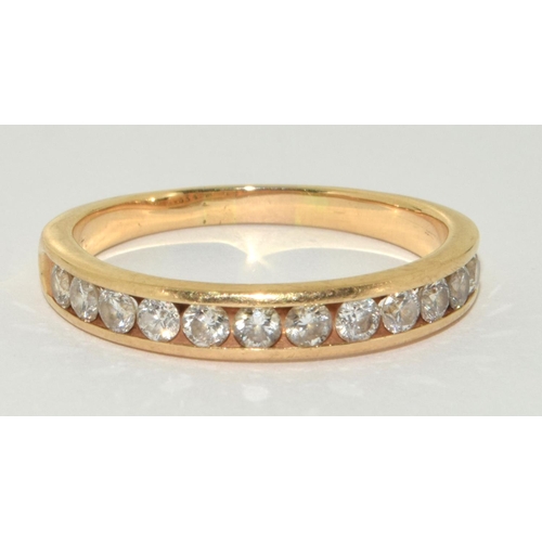 96 - 14 ct gold ladies Diamond 1/2 eternity ring of approx 0.75ct size Y