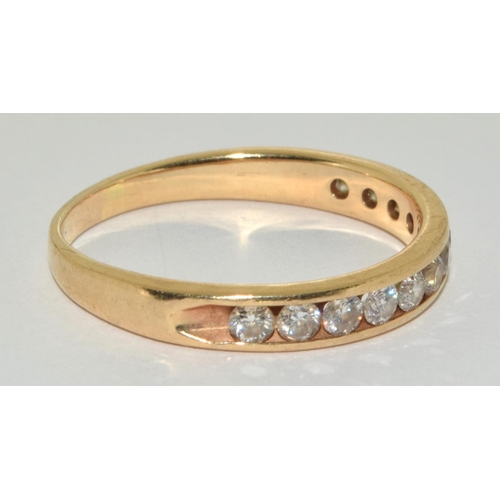 96 - 14 ct gold ladies Diamond 1/2 eternity ring of approx 0.75ct size Y