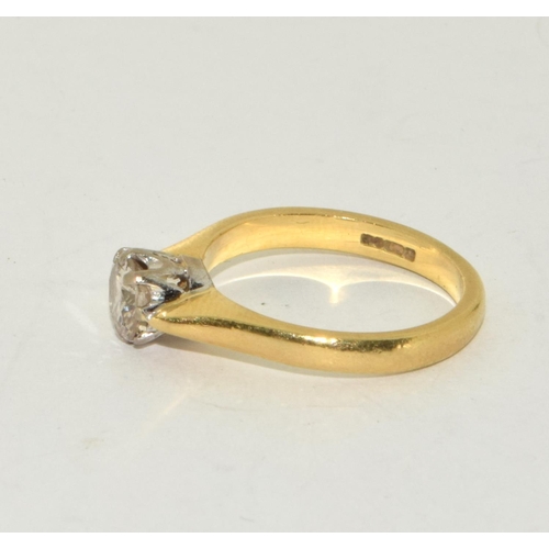 111 - 18ct gold ladies Diamond solitaire of 0.50ct size L