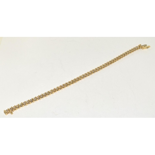 92 - 14 ct gold Diamond Tennis bracelet approx 2ct