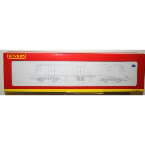 1159 - OO Gauge Hornby R2768 GWR Diesel Electric Parcels Railcar 34. Boxed