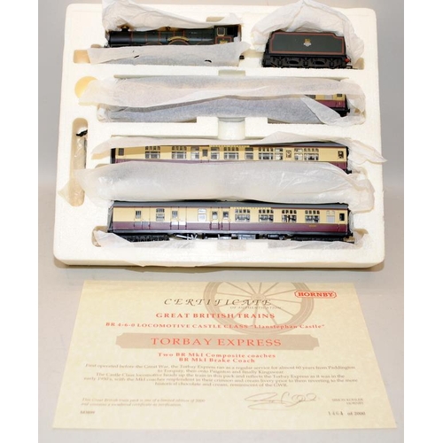1037 - OO Gauge Hornby Limited Edition Train Pack Torbay Express, Locomotive and three coaches ref:R2090. B... 