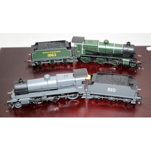 1185 - Bachmann OO Gauge limited edition set comprising 2 x N Class Locomotives, 1863 Southern Railways and... 