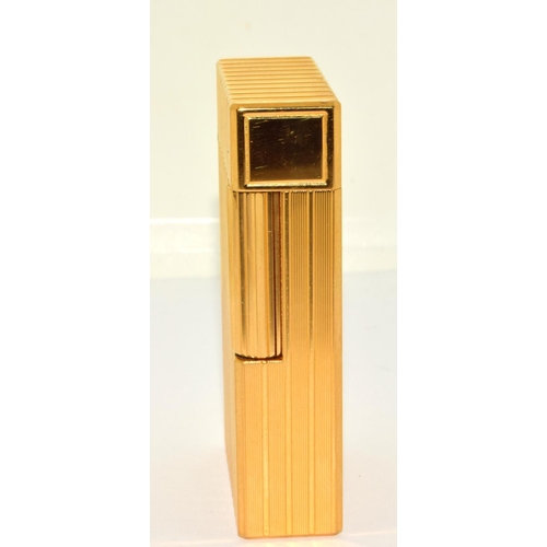 89 - S.J.Dupont Paris boxed gents lighter with corresponding paperwork and full marked up registration to... 