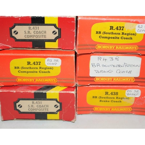 1119 - Hornby OO Gauge BR Southern Region Rolling Stock R431 x 2, R437 x 2 and R438 x 2. All boxed, some st... 