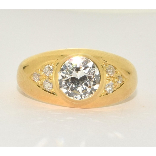 101 - 18ct gold gents Diamond signet ring large central Diamond of approx 1.5ct+  with Diamond chip should... 