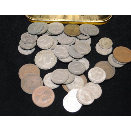 289 - A box containing a quantity of world coins to sort