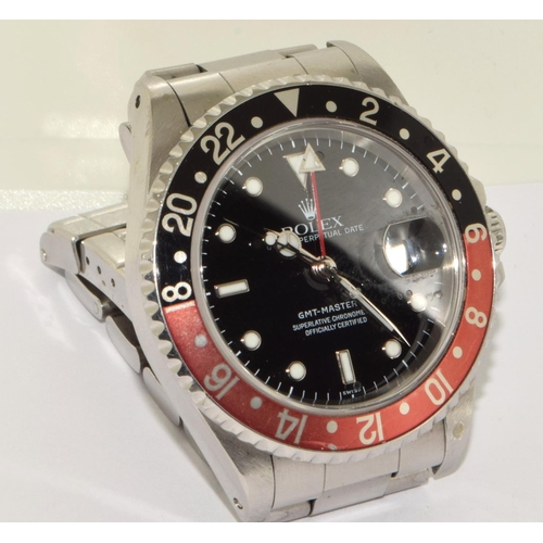 9 - Rolex GMT Master II (coke) Model 16710, 1999, Original condition. Bracelet 78790 501B link ends. Ori... 