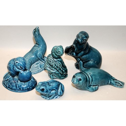 241 - Poole Pottery collection of blue animals to include Dolphins, badgers, whale etc (15)