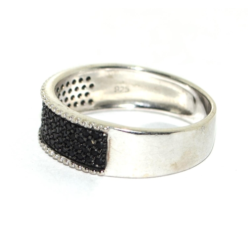 346 - Black diamond w/g 925 silver ring, Size S