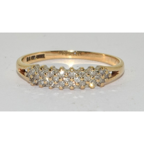 418 - 9ct gold diamond ring Size n 1/2.