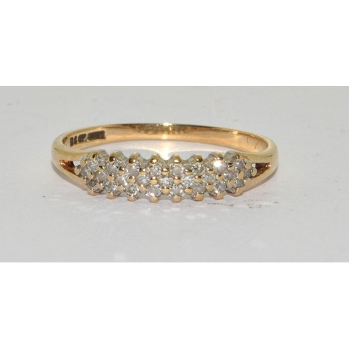 418 - 9ct gold diamond ring Size n 1/2.