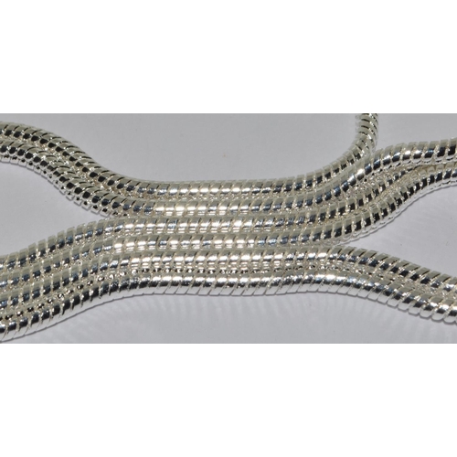 315 - A 925 silver snake chain 24