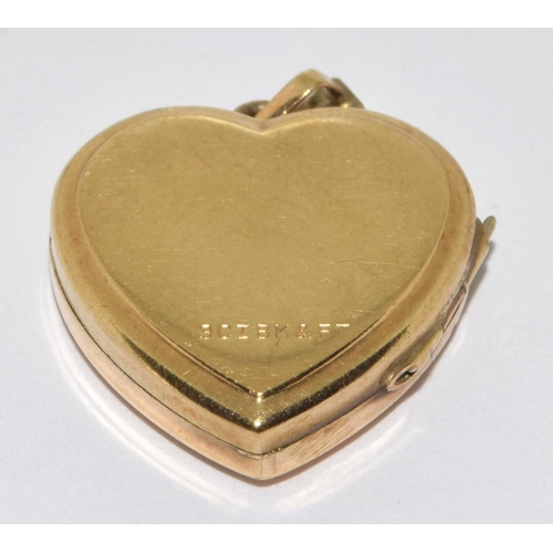 262 - 9ct gold locket, 4.2g