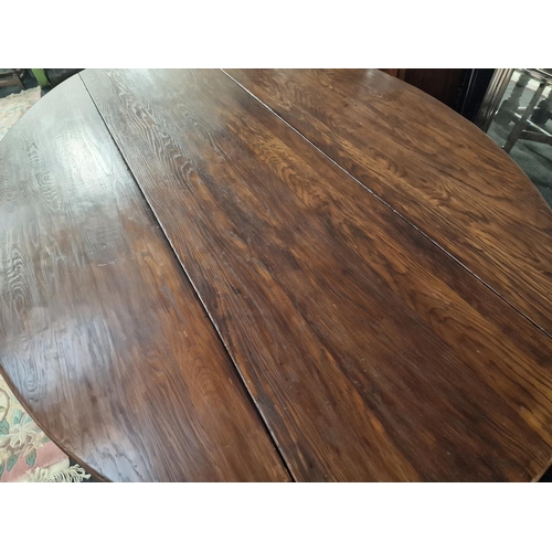 562 - Large vintage Wake table in dark stained Oak 76x243x163cm (Fully opened).