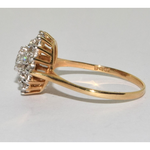 493 - 14ct gold ladies cluster ring size P