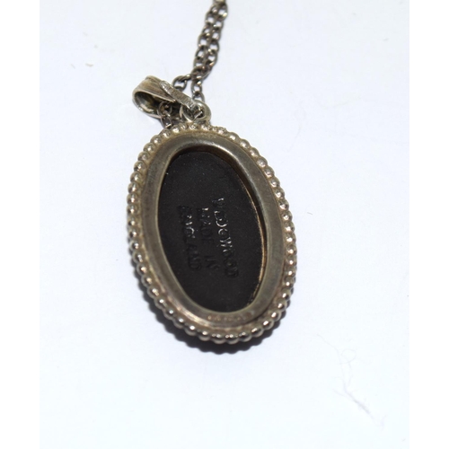 250 - 925 silver wedgwood necklace pendant