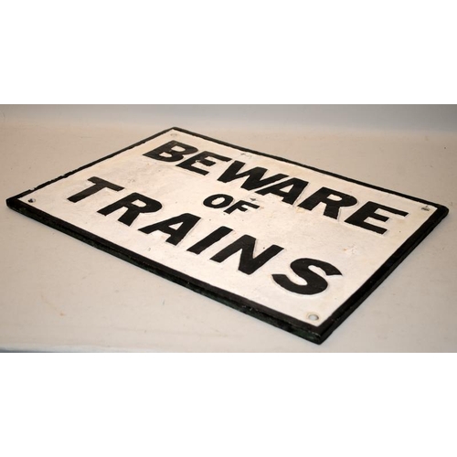 1220 - Original British Rail cast metal warning sign 