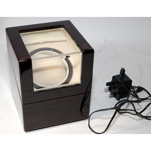 382 - Single head Chiyoda automatic watch winder. Mains or battery operated