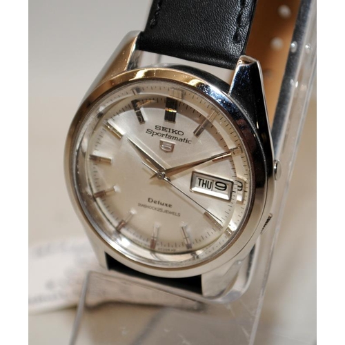 538 - Vintage gents Seiko 5 Sportsmatic deluxe automatic watch. 7619-9060. Serial number dates this watch ... 