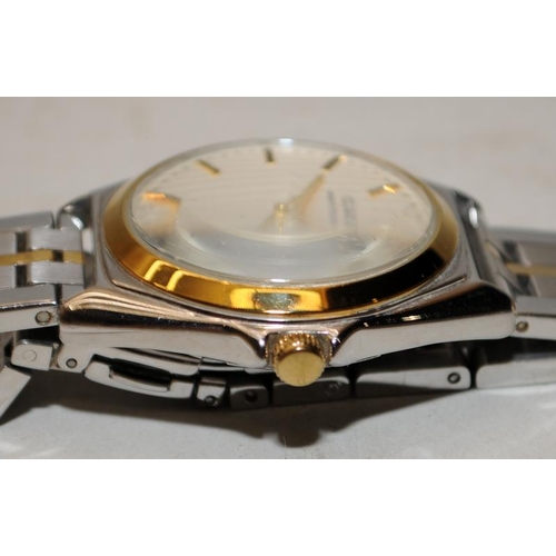 440 - Claudio Valentino gents quartz dress watch. 36mm across inc crown. New battery fitted and seen worki... 