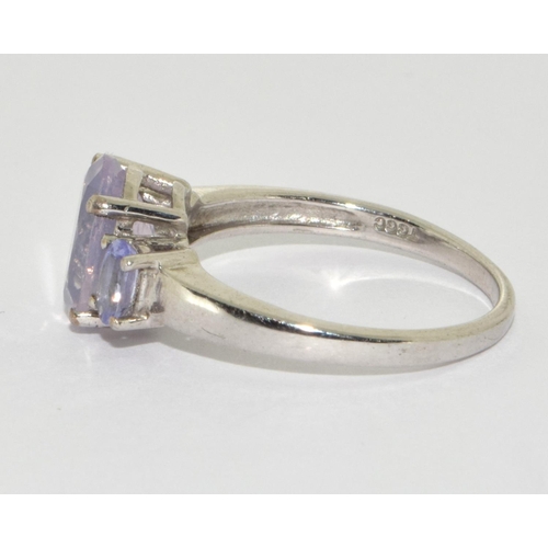 308 - A 925 silver and lavender stone ring Size S