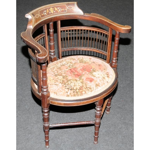 554 - Mahogany inlaid corner chair set with light decoration and standing on turned supports and spindle b... 