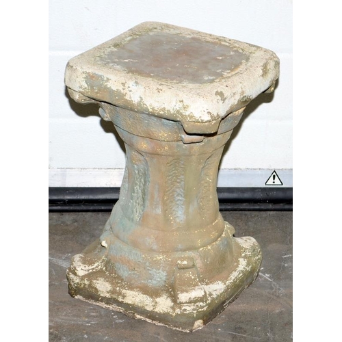 243 - 5 mixed garden ornament plinths mixed sizes