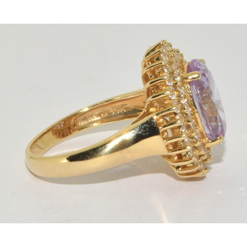 371 - 9ct gold ladies Amethyst Halo design ring size p