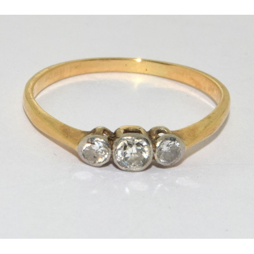 186 - 9ct gold 3 stone Diamond ring size P