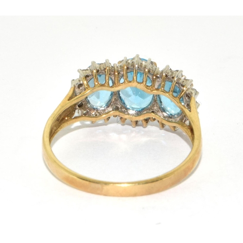 192 - 9ct gold ladies Diamond and Triple Blue Topaz ring size S