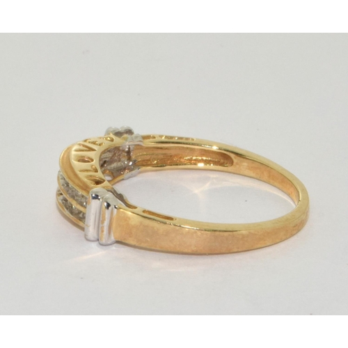 238 - 9ct gold ladies Diamond chanel set ring size P