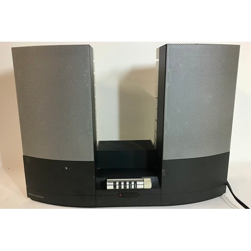 515 - B&O BANG AND OLUFSEN BEOLAB 2000 LINK SPEAKER. Unit powers up when plugged in.